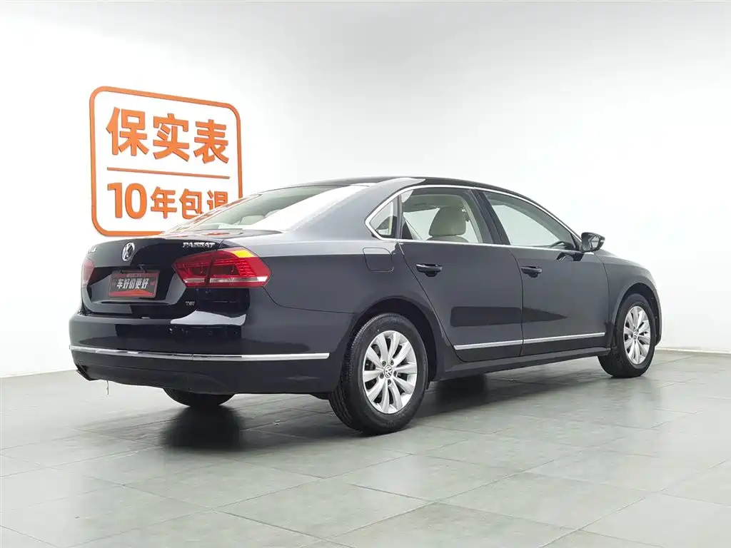 VOLKSWAGEN PASSAT 2015