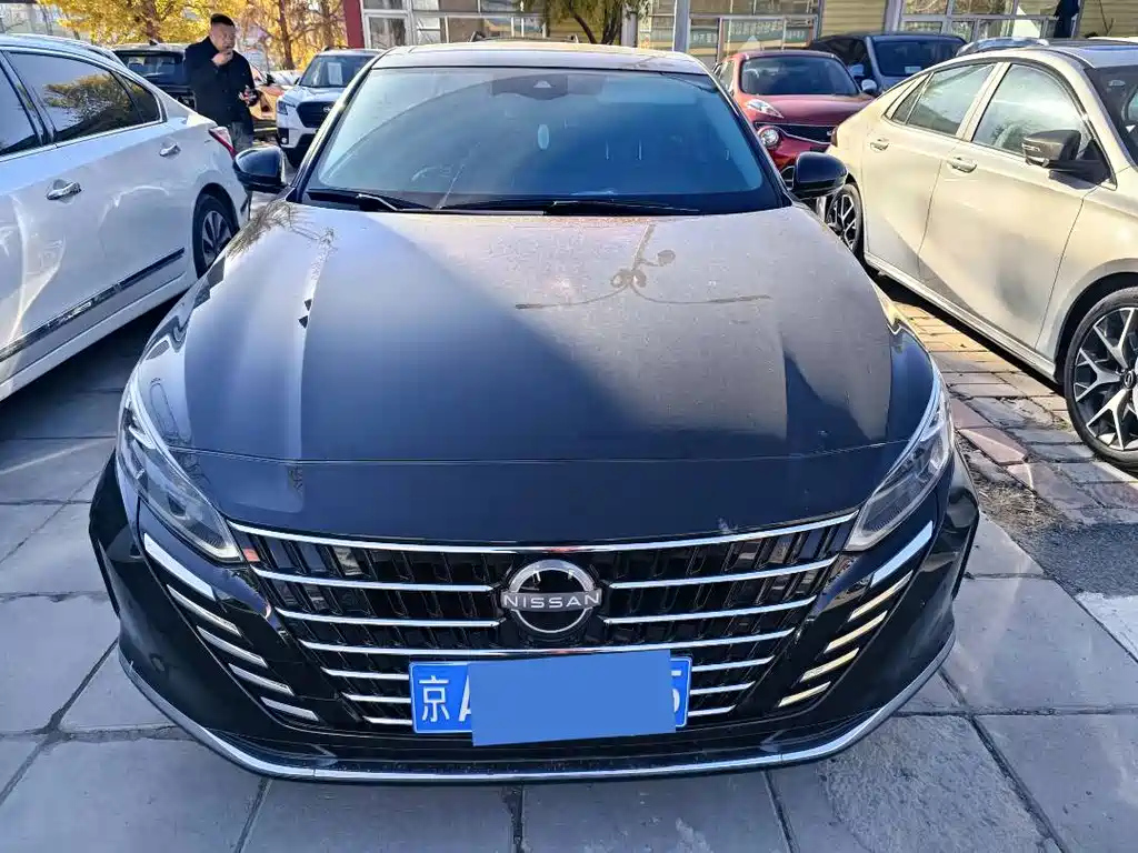 NISSAN TEANA 2024