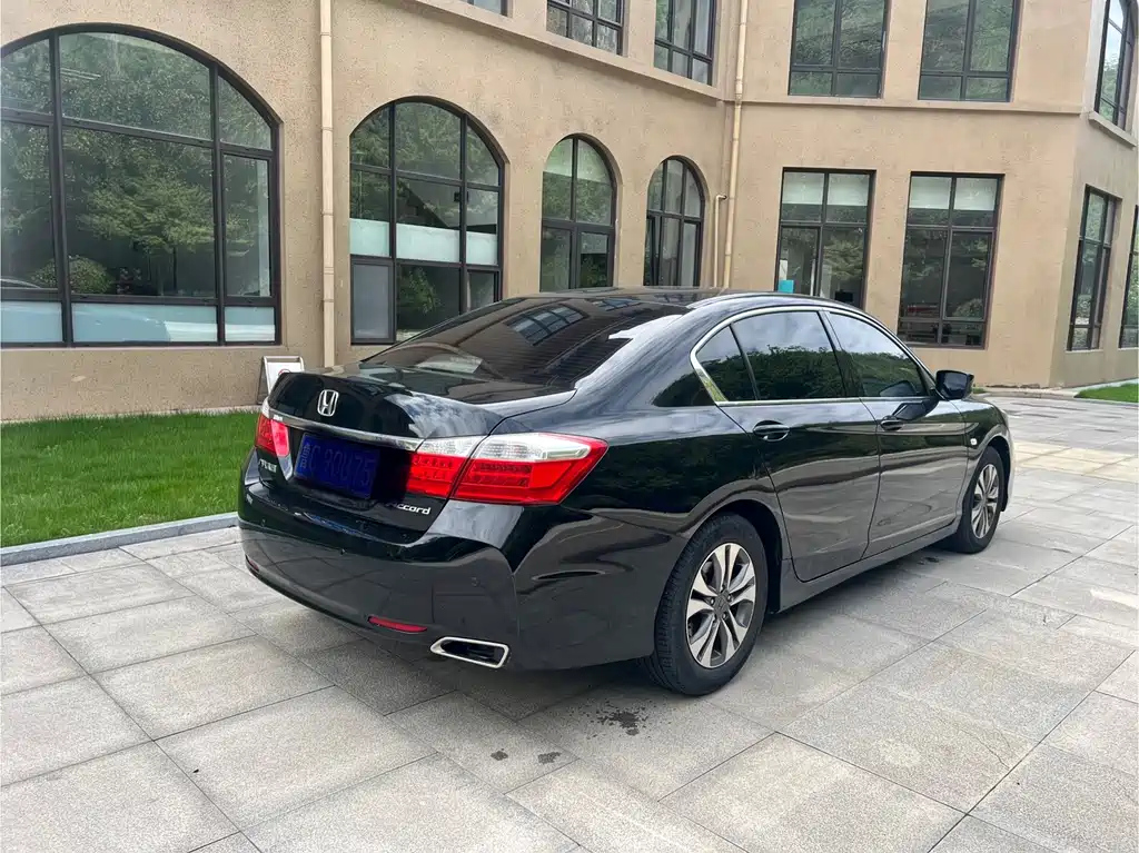HONDA ACCORD 2015