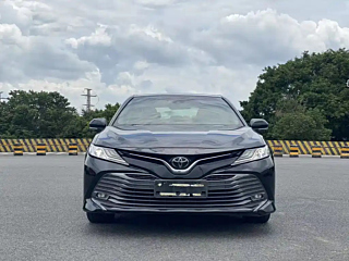 TOYOTA CAMRY 2020