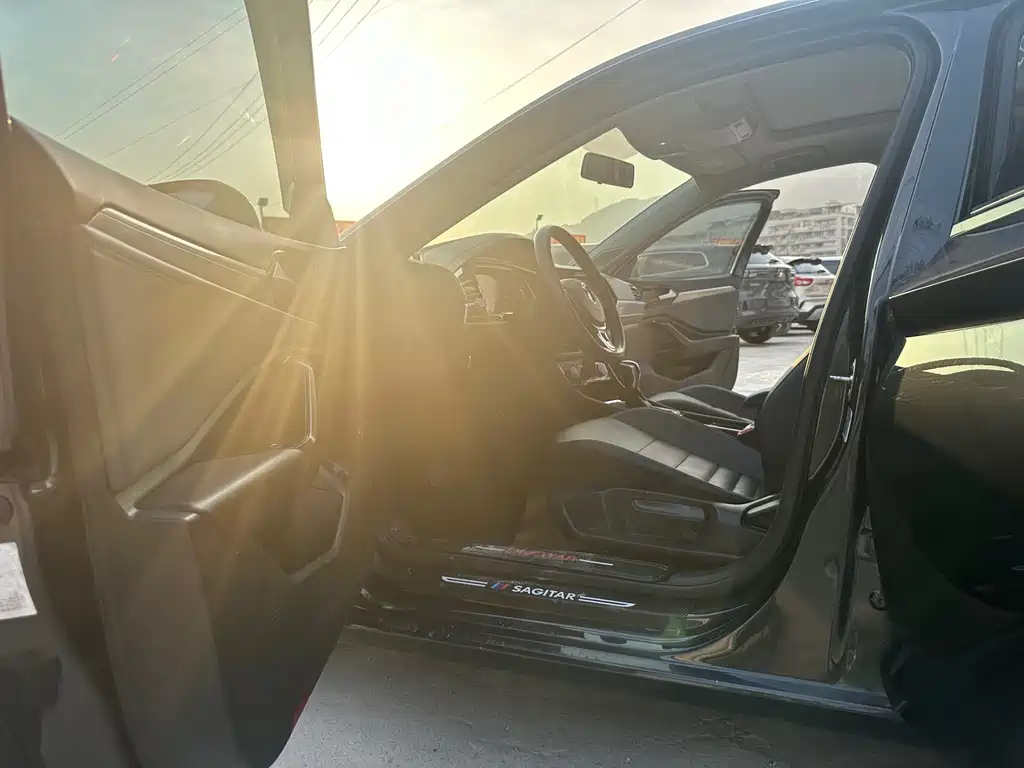 car slider