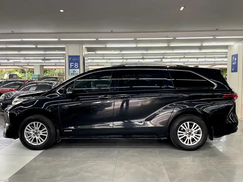 TOYOTA SIENNA SIENNA 2022