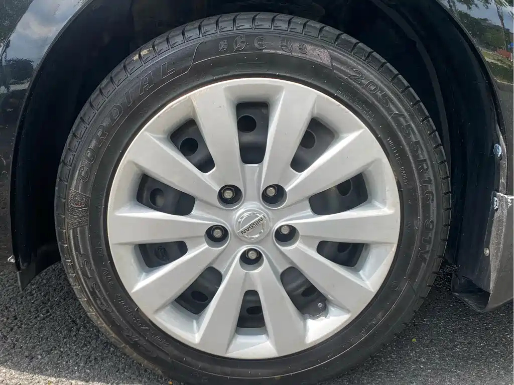 NISSAN SYLPHY 2021