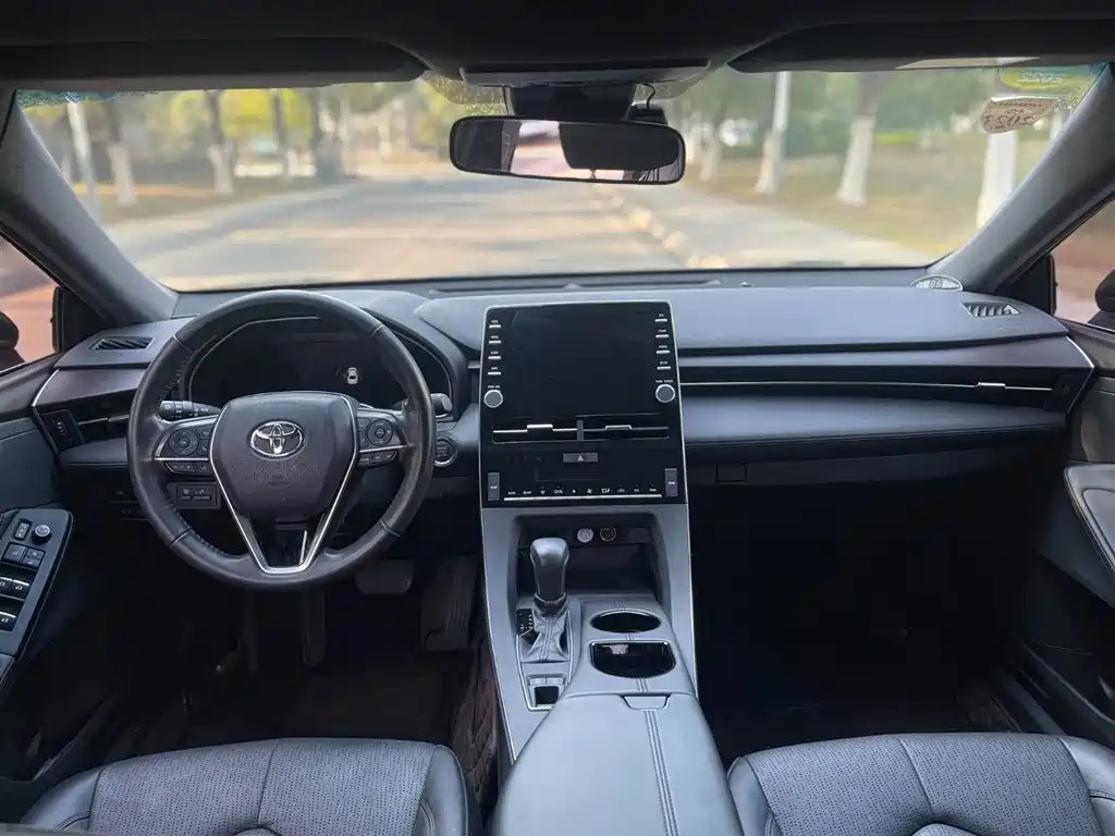 TOYOTA AVALON 2021