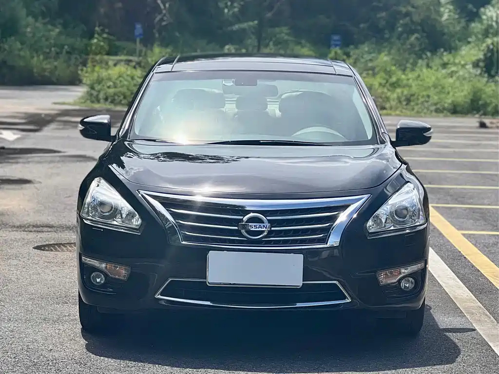 NISSAN TEANA 2014
