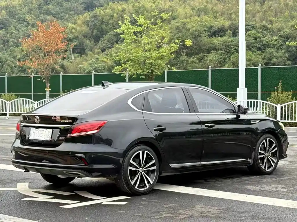 MG MG6 2017