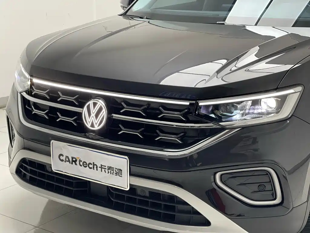 VOLKSWAGEN TAYRON 2025