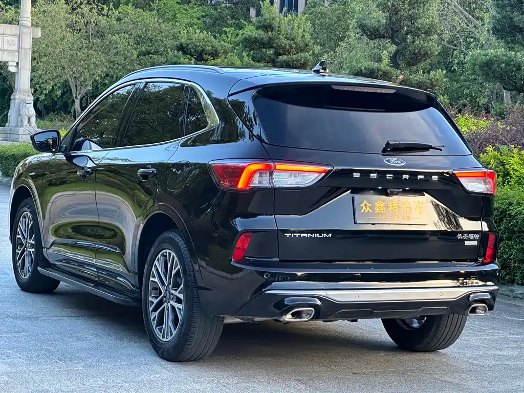 FORD ESCAPE 2021