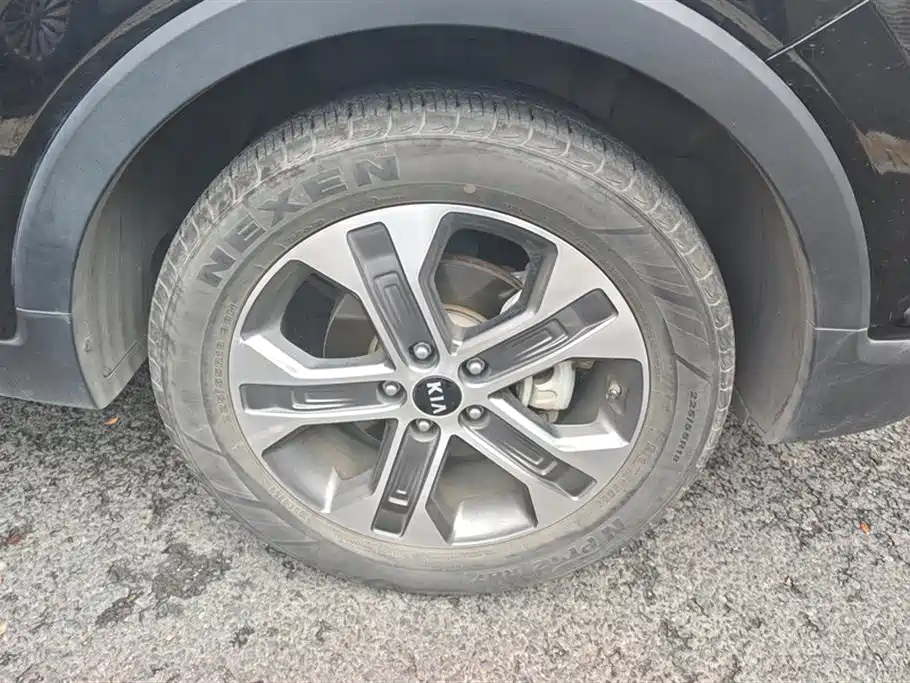 KIA SPORTAGE 2021