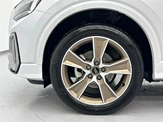 AUDI Q2L  2022 YEAR 35 TFSI FASHION DYNAMIC 2022