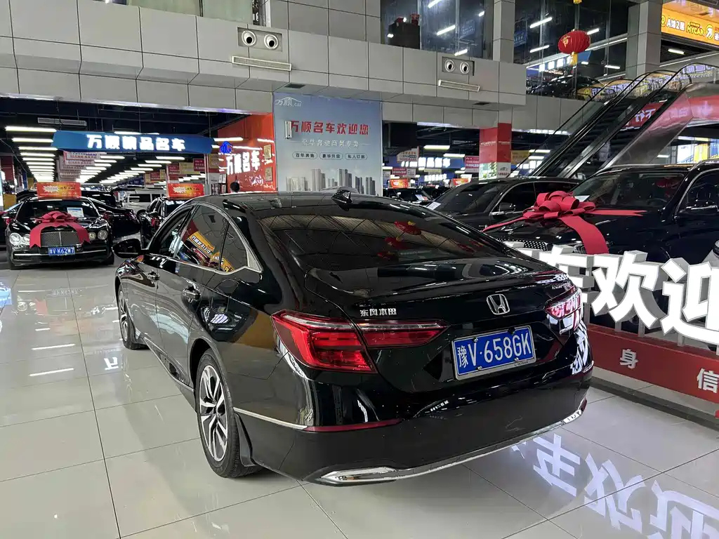 HONDA INSPIRE 2019