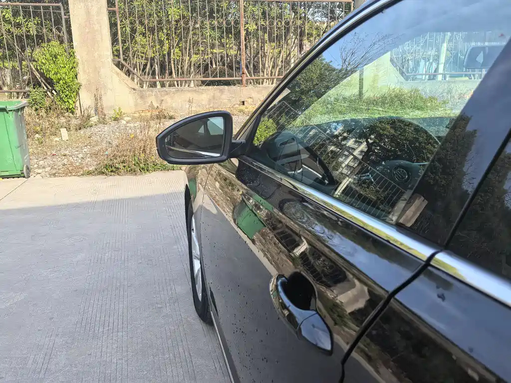 VOLKSWAGEN PASSAT 2019