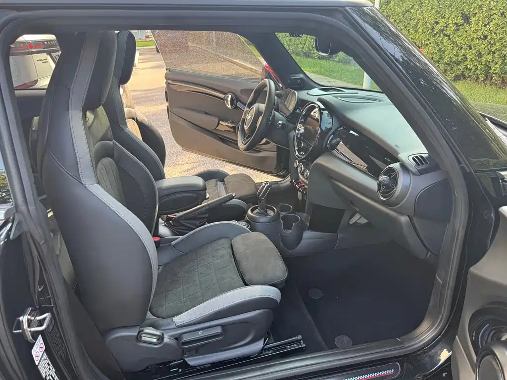 MINI JCW 2022