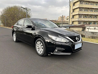 NISSAN TEANA 2017