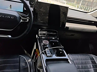 SGMW WULING STARLIGHT  2023 YEAR 150  EDITION 2023