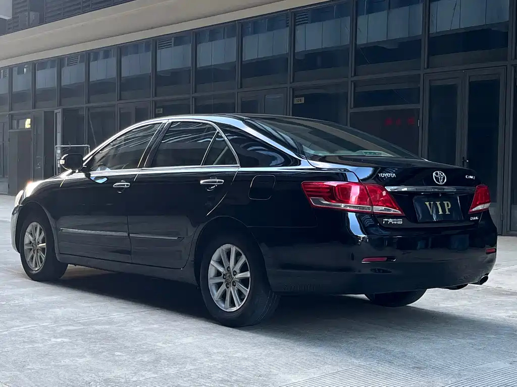 TOYOTA CAMRY 2011