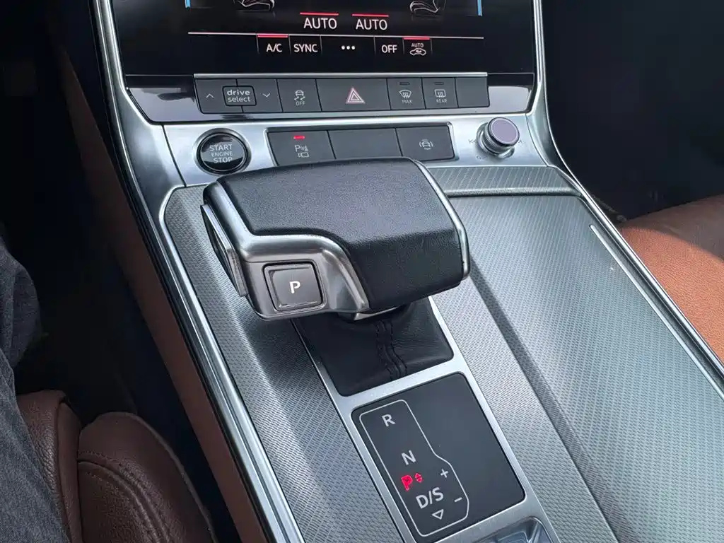 AUDI A6L 2020