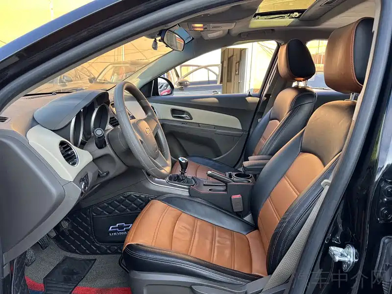 CHEVROLET CRUZE 2015