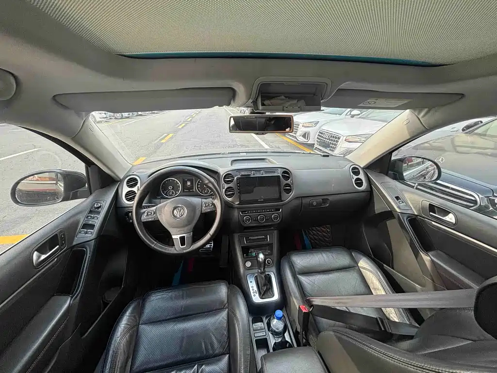 VOLKSWAGEN TIGUAN 2014