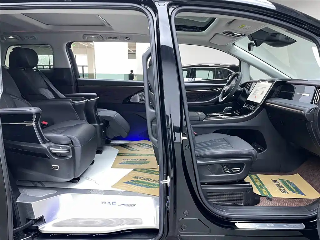 TRUMPCHI M8 2024