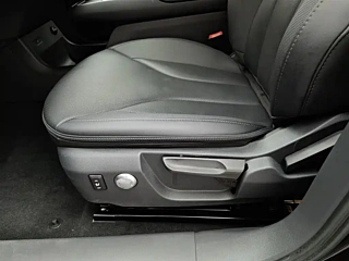 HONGQI E-QM5 2023 YEAR FACELIFT EDITION 2023