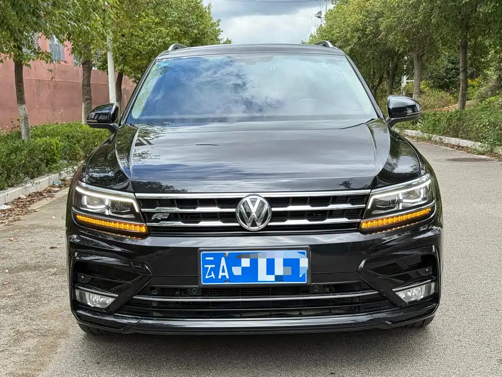 VOLKSWAGEN TIGUAN L 2019