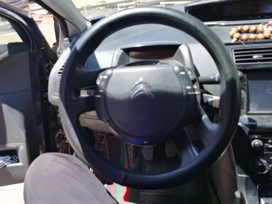 CITROEN C-QUATRE 2013