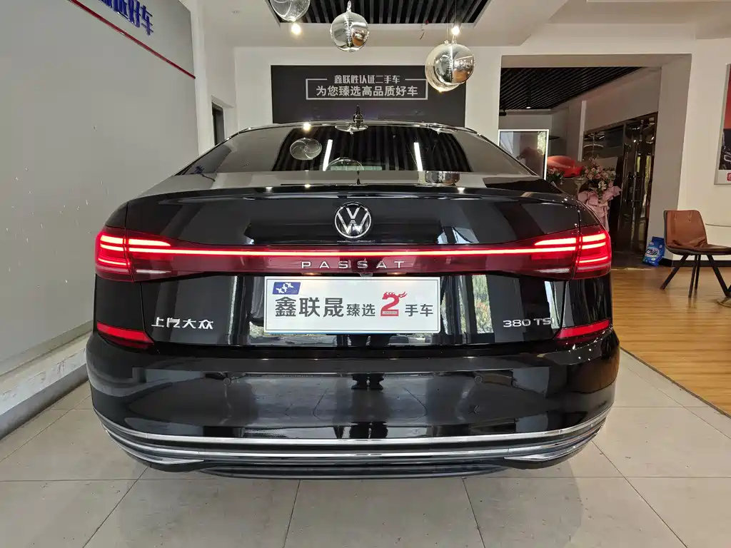 VOLKSWAGEN PASSAT 2022