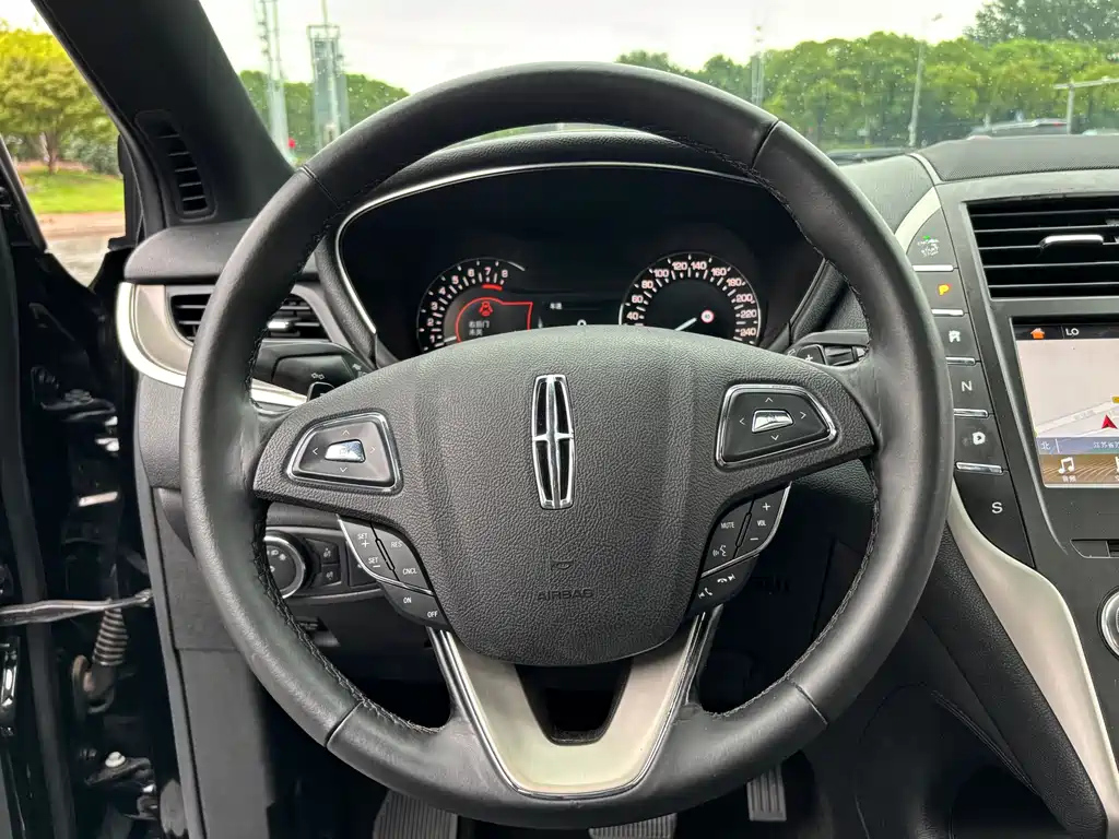 LINCOLN MKC 2017