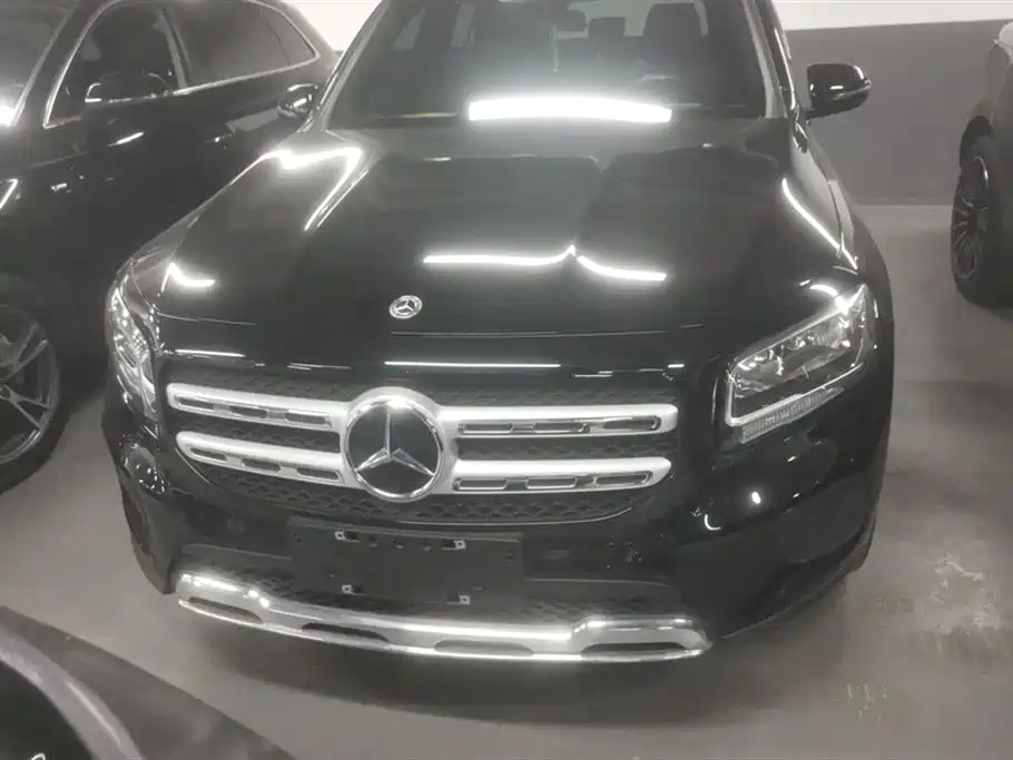 MERCEDES BENZ GLB 2021