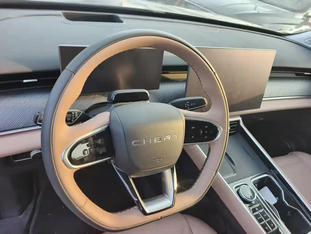 CHERY TIGGO 8 L 2025