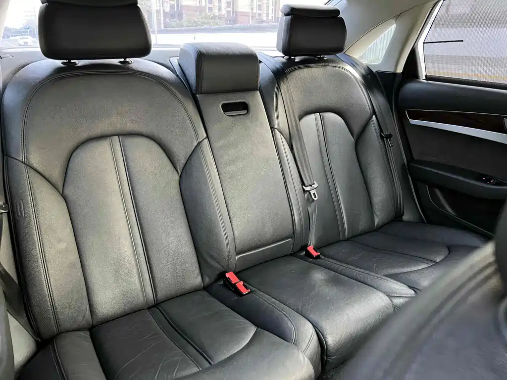 AUDI A8 2014
