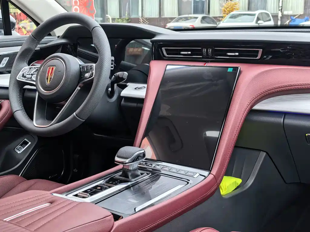 HONGQI H5 2025