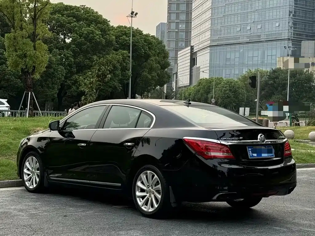 BUICK LACROSSE 2013