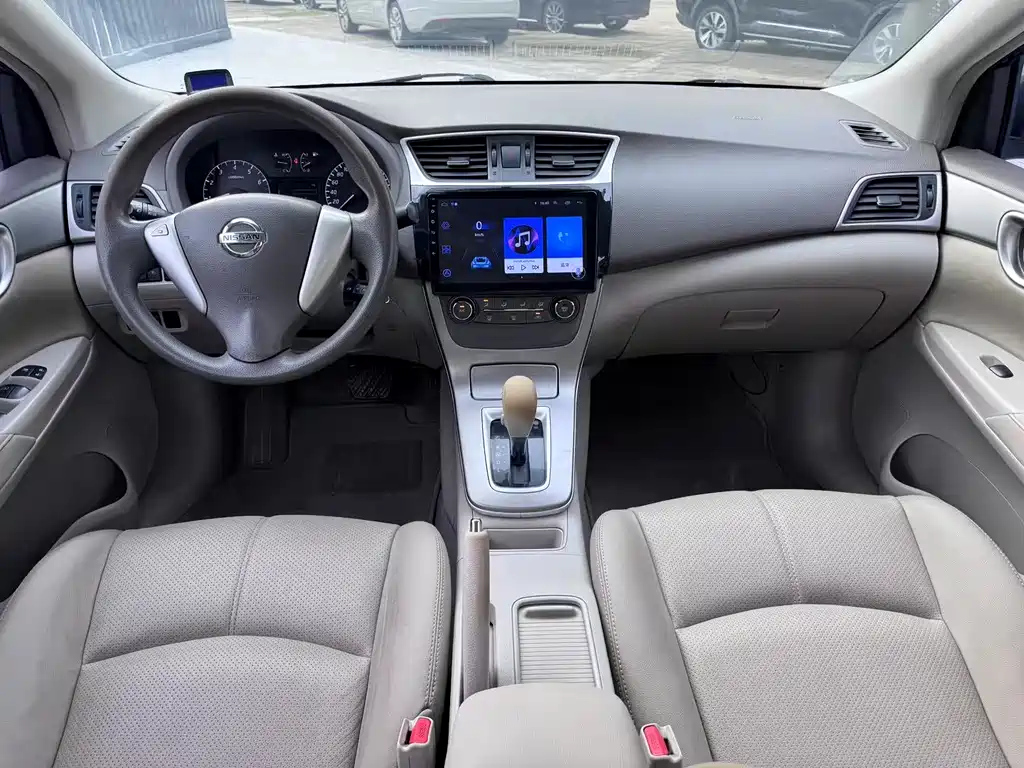NISSAN SYLPHY 2014