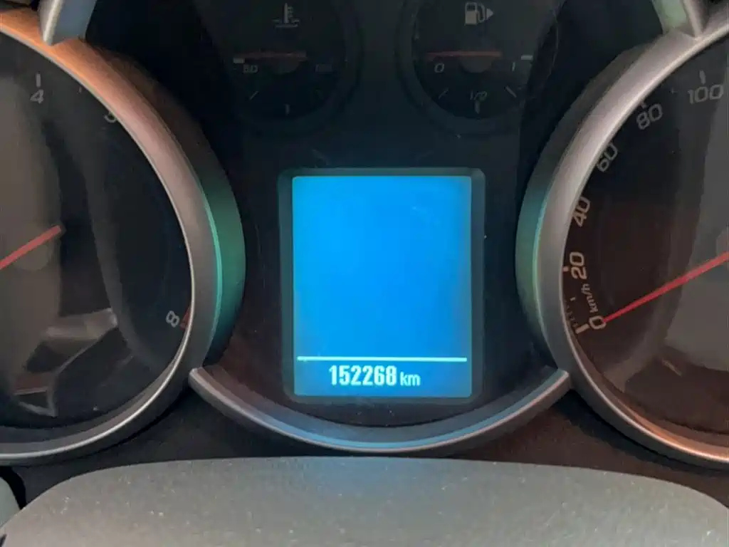 CHEVROLET CRUZE 2015