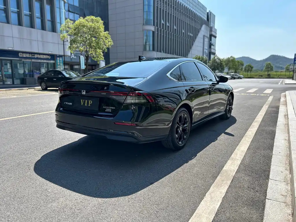 HONDA ACCORD 2025