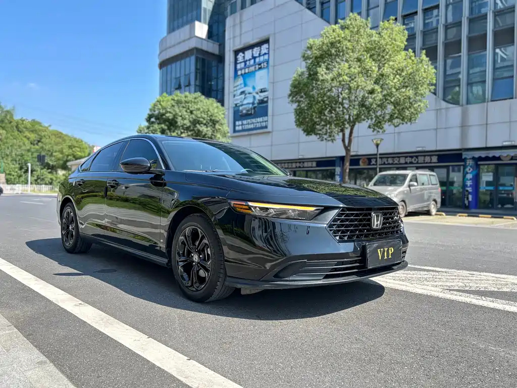 HONDA ACCORD 2025