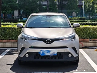 TOYOTA C-HR 2020 YEAR 2.0L LEADING EDITION 2020