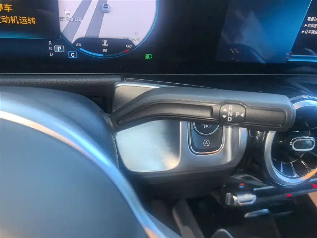 MERCEDES BENZ GLB 2022