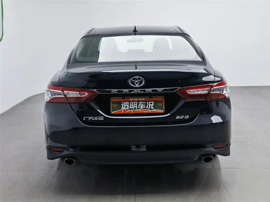 TOYOTA CAMRY 2021