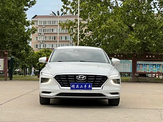 HYUNDAI MISTRA  2021