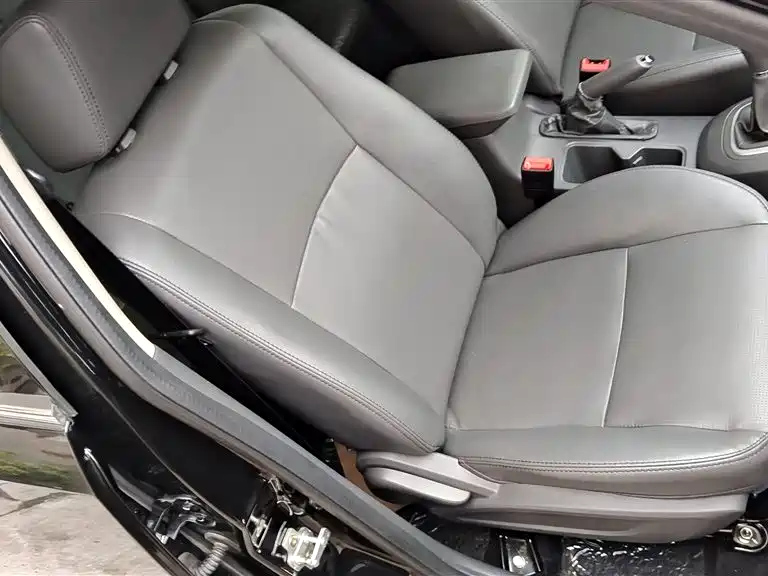 CHERY E5 2013