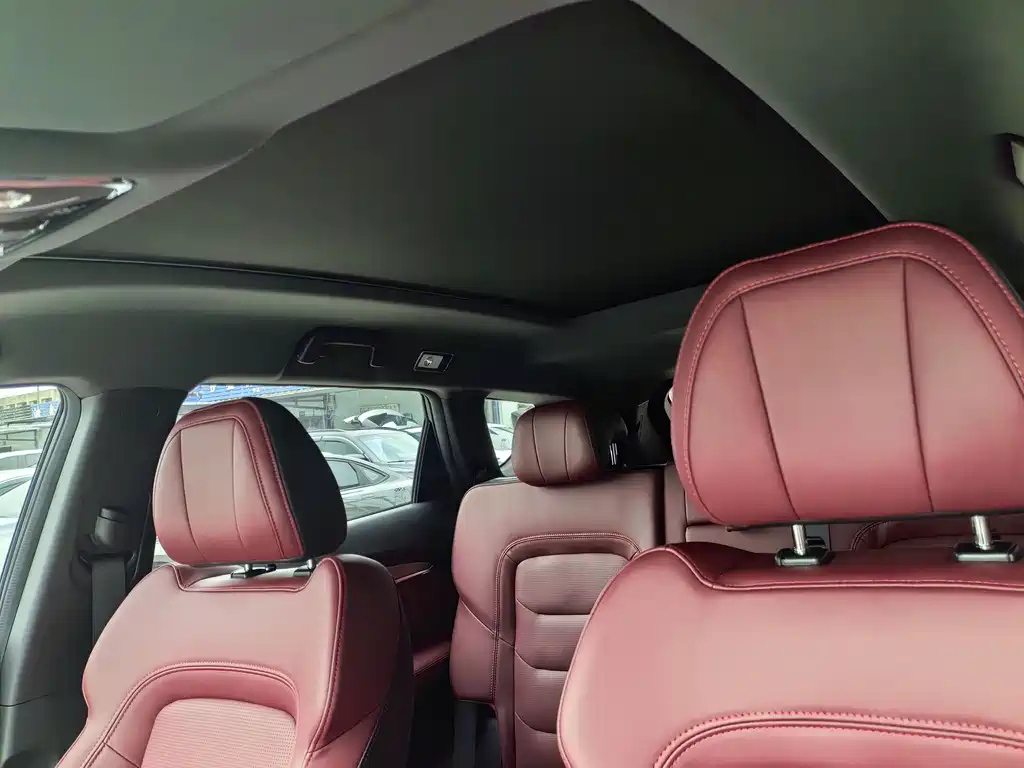 JETOUR X70 PLUS 2021