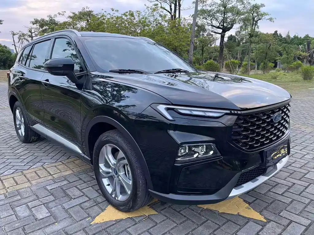 FORD EQUATOR SPORT 2024