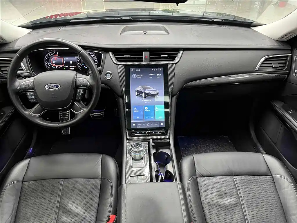 FORD TAURUS 2021