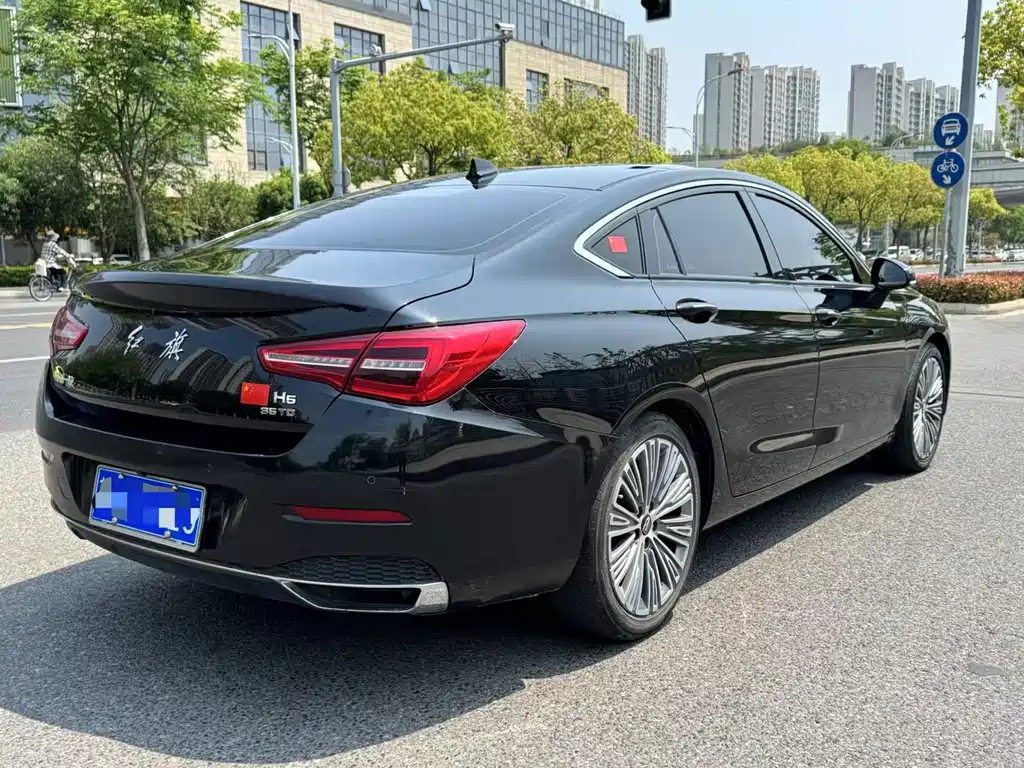 HONGQI H5 2019