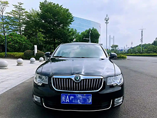 SKODA SUPERB 2012