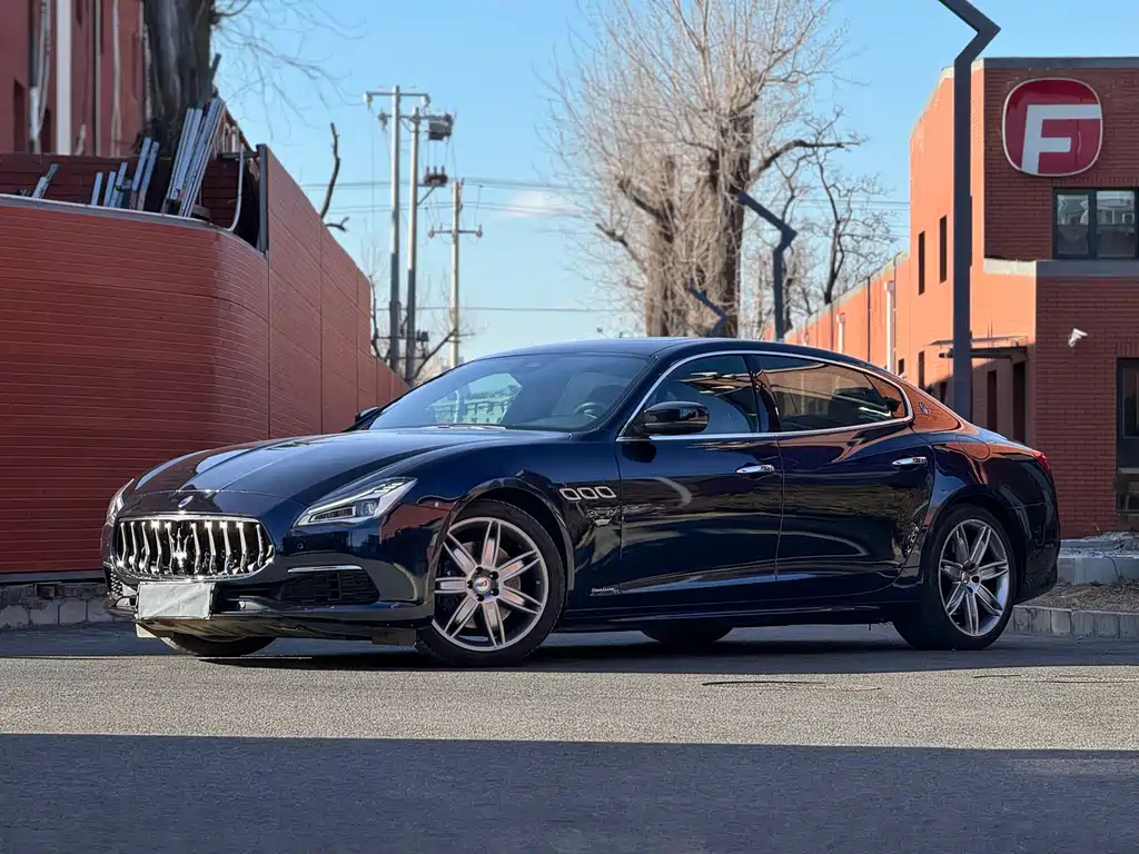 MASERATI QUATTROPORTE 2021