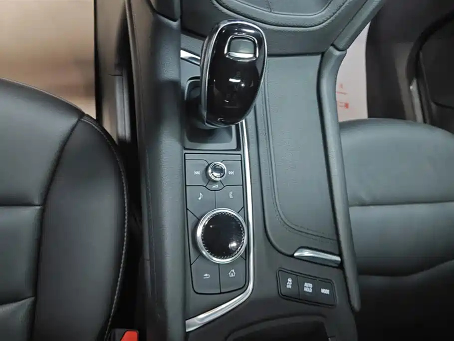 CADILLAC XT5 2021